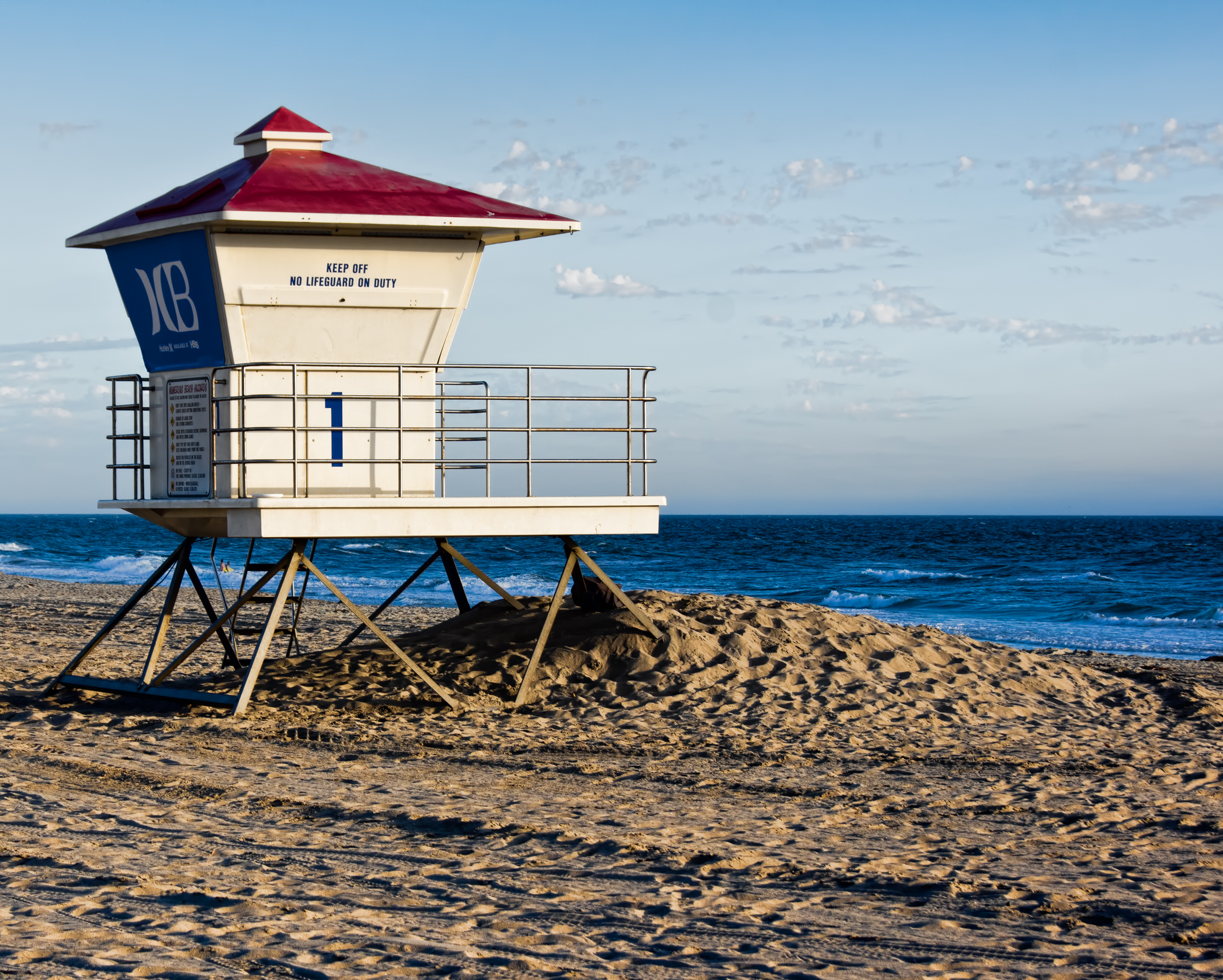 Scenic image of Huntington Beach Lifeguard Tower